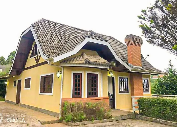 Casa linda e charmosa com vista e lareira!