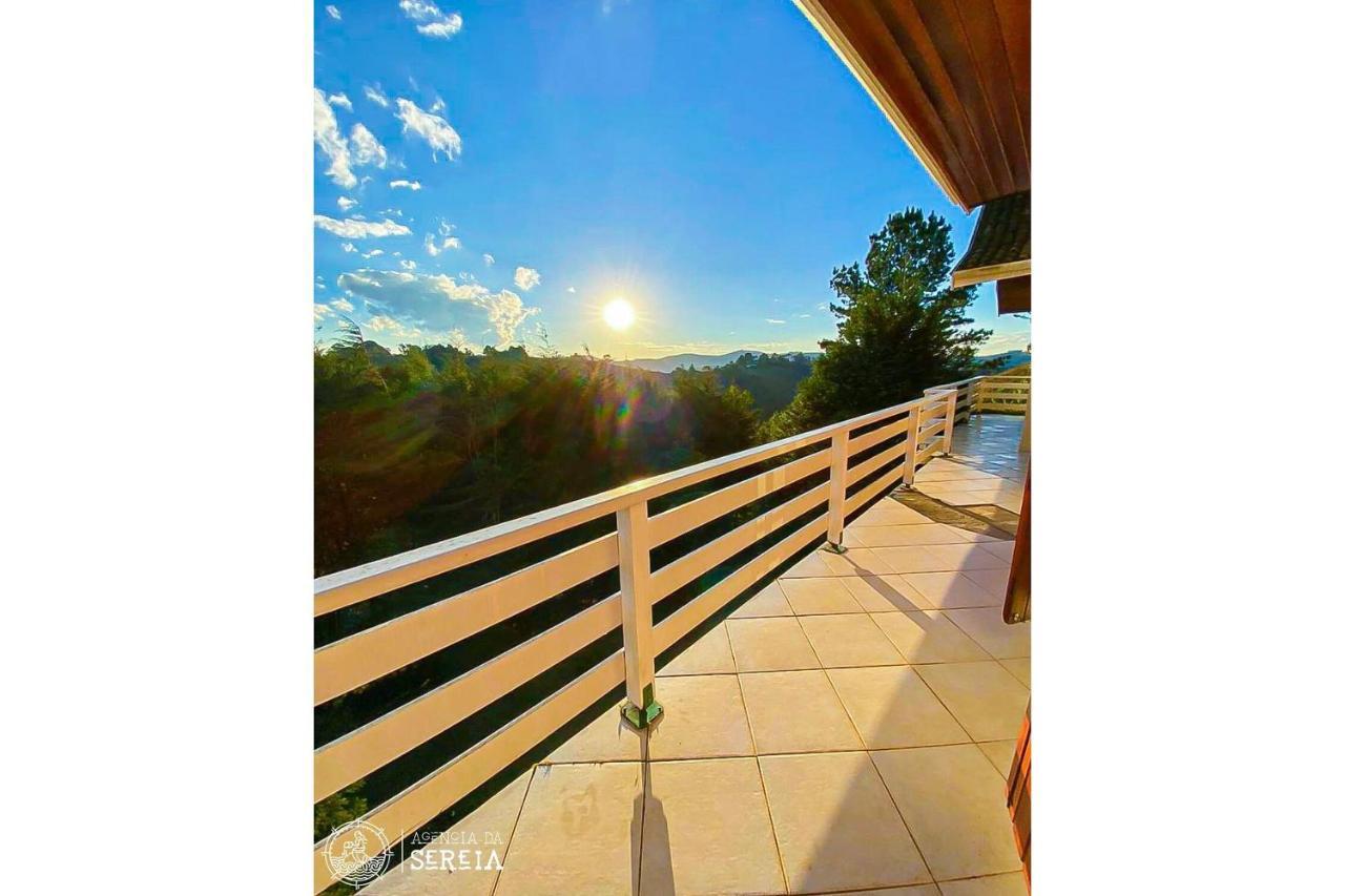 Casa Linda E Charmosa Com Vista E Lareira! Casa de férias Campos do Jordão